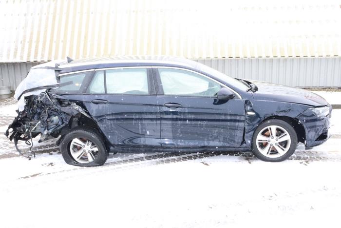Opel Insignia Sports Tourer 1.5 Turbo 16V 165 Sloopvoertuig (2020, Blauw)