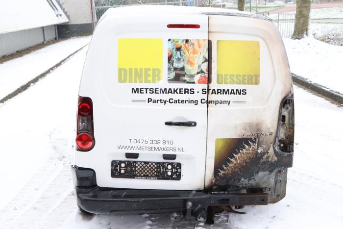 Peugeot Partner 1.6 HDI 75 Phase 2 Skrotfordon (2015, NIET VAN TOEPASSING)