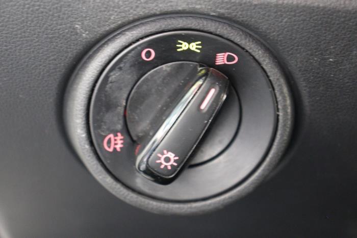 Volkswagen Up! 1.0 12V 60 Sloopvoertuig (2014, Wit)