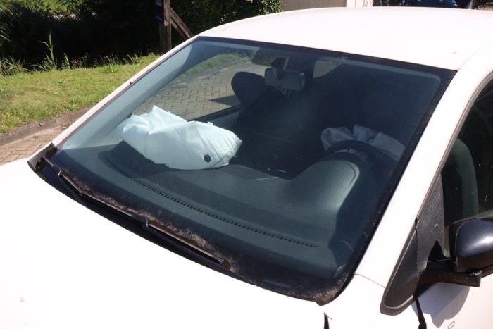 Volkswagen Up! 1.0 12V 60 Sloopvoertuig (2014, Wit)