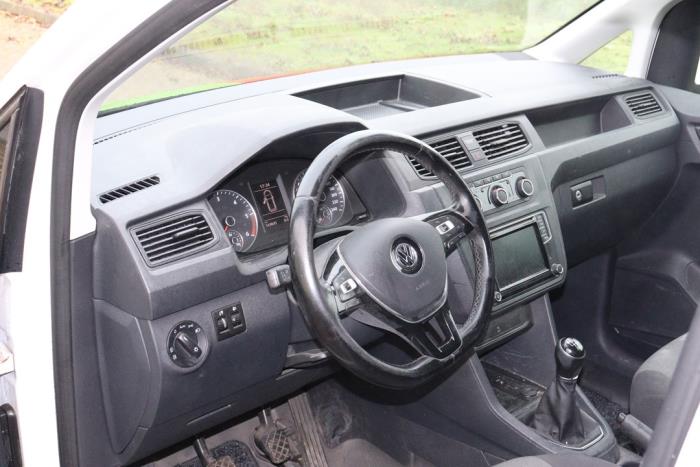 Volkswagen Caddy IV 2.0 TDI 75 Skrotfordon (2018, WIT)