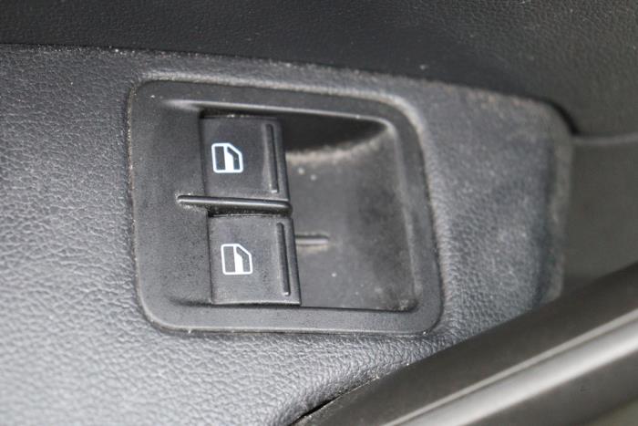 Volkswagen Caddy IV 2.0 TDI 75 Skrotfordon (2018, WIT)