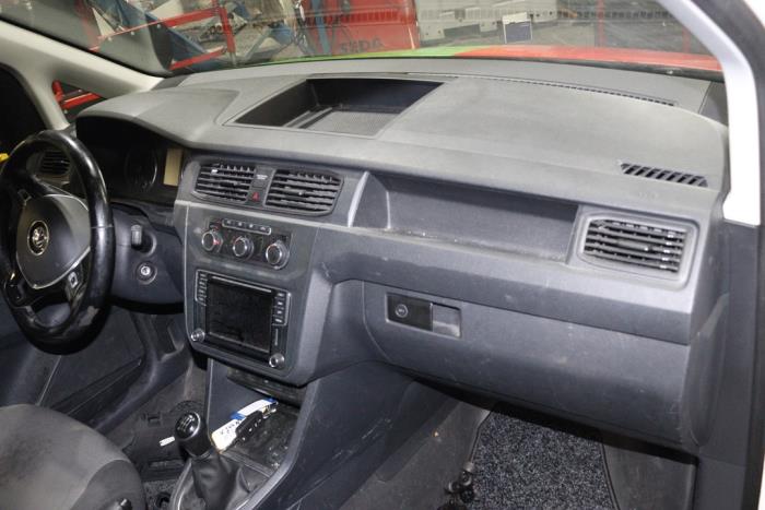 Volkswagen Caddy IV 2.0 TDI 75 Skrotfordon (2018, WIT)