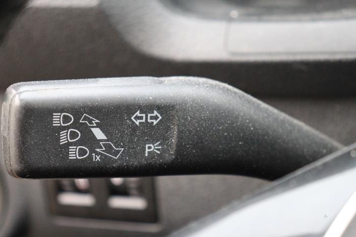 Volkswagen Caddy IV 2.0 TDI 75 Skrotfordon (2018, WIT)