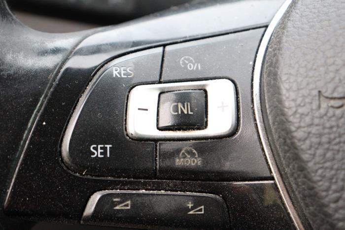 Volkswagen Caddy IV 2.0 TDI 75 Skrotfordon (2018, WIT)