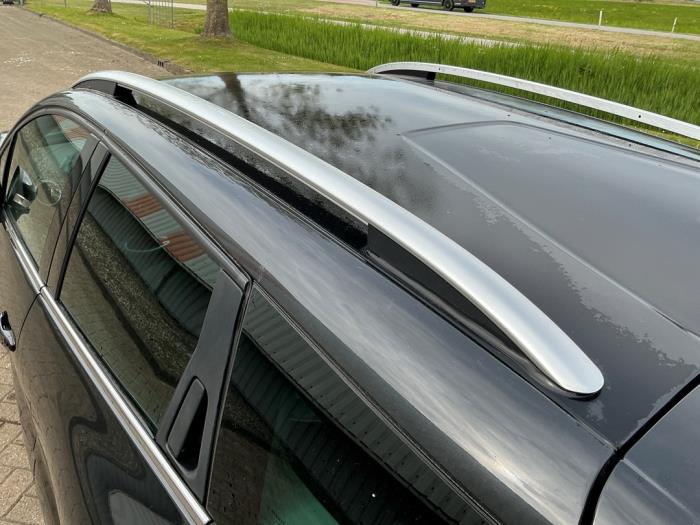 Renault Clio IV Estate/Grandtour 0.9 Energy TCE 12V Skrotfordon (2014, ZWART)