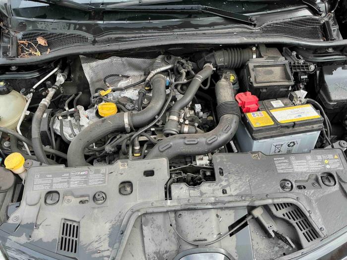 Renault Clio IV Estate/Grandtour 0.9 Energy TCE 12V Skrotfordon (2014, ZWART)