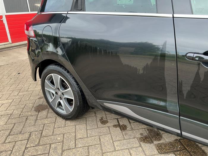 Renault Clio IV Estate/Grandtour 0.9 Energy TCE 12V Skrotfordon (2014, ZWART)