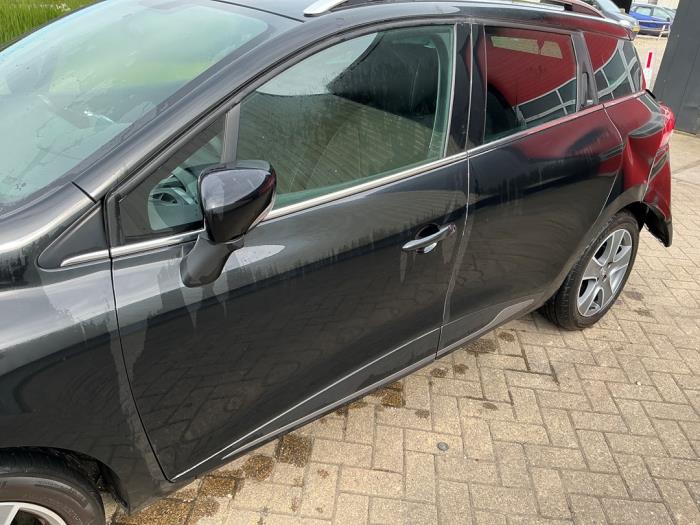 Renault Clio IV Estate/Grandtour 0.9 Energy TCE 12V Skrotfordon (2014, ZWART)