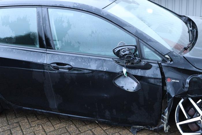 Volkswagen Golf VIII 1.0 TSI 12V Sloopvoertuig (2021, Metallic, Zwart)