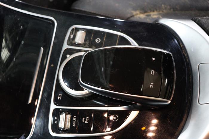 Mercedes C C-180 1.6 16V Skrotfordon (2015, ZILVER METALLIC ZILVER GRIJS)