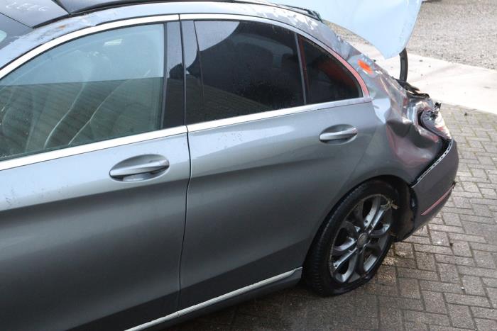 Mercedes C C-180 1.6 16V Skrotfordon (2015, ZILVER METALLIC ZILVER GRIJS)