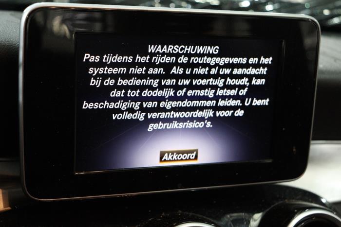 Mercedes C C-180 1.6 16V Skrotfordon (2015, ZILVER METALLIC ZILVER GRIJS)