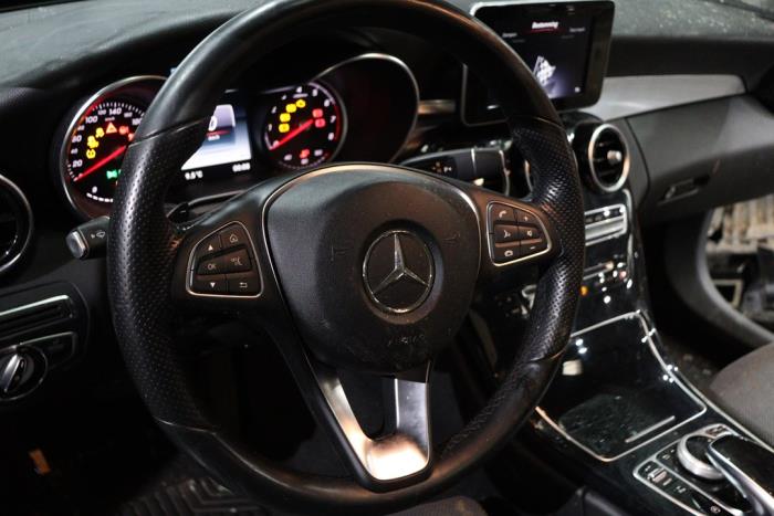 Mercedes C C-180 1.6 16V Skrotfordon (2015, ZILVER METALLIC ZILVER GRIJS)