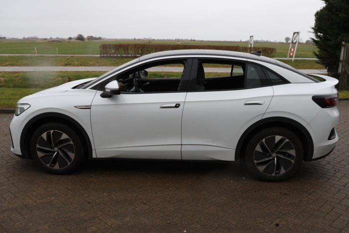 Volkswagen ID.5 Pro Performance Skrotfordon (2022, WIT METALLIC WIT)