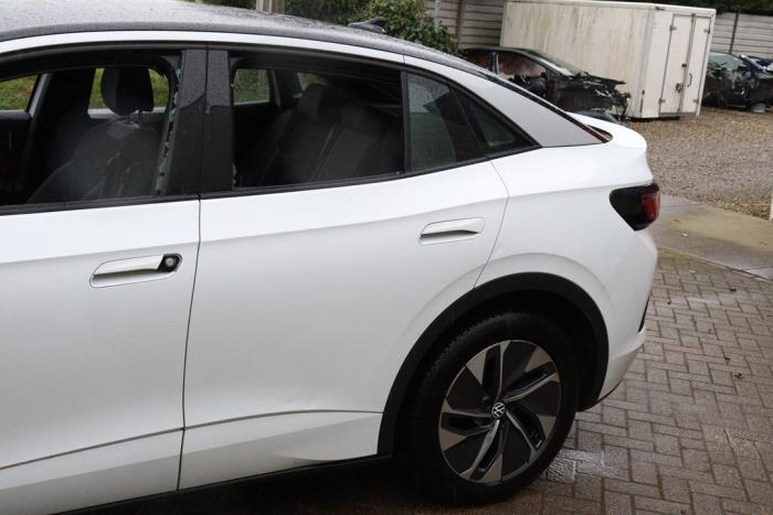 Volkswagen ID.5 Pro Performance Skrotfordon (2022, WIT METALLIC WIT)
