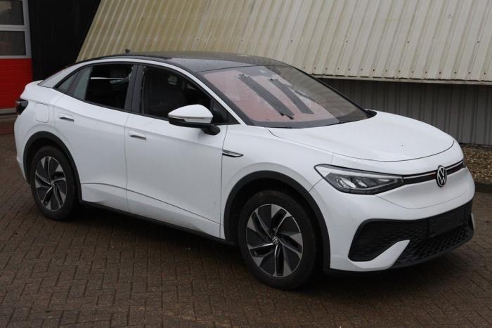 Volkswagen ID.5 Pro Performance Skrotfordon (2022, WIT METALLIC WIT)