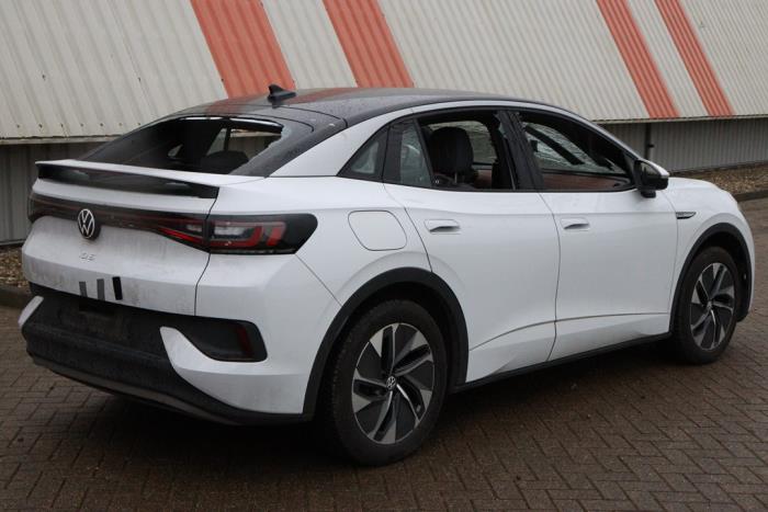 Volkswagen ID.5 Pro Performance Skrotfordon (2022, WIT METALLIC WIT)