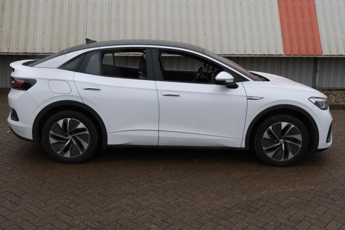 Volkswagen ID.5 Pro Performance Skrotfordon (2022, WIT METALLIC WIT)