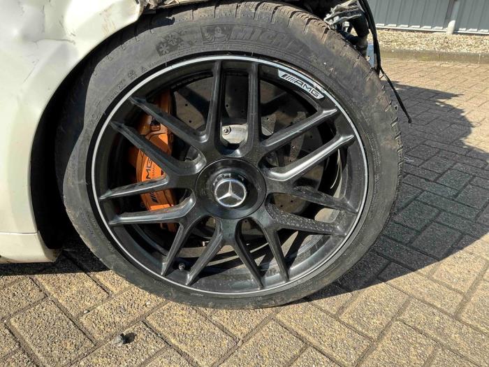 Mercedes S AMG 4.0 S-63 L AMG V8 Turbo 4-Matic+ Skrotfordon (2018, DIAMANTWIT)