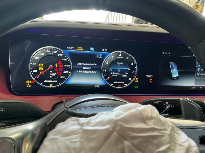 Mercedes S AMG 4.0 S-63 L AMG V8 Turbo 4-Matic+ Skrotfordon (2018, DIAMANTWIT)