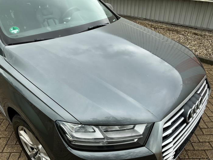 Audi Q7 3.0 TDI V6 24V e-tron plug-in hybrid Skrotfordon (2016, GRIJS METALLIC GRIJS)