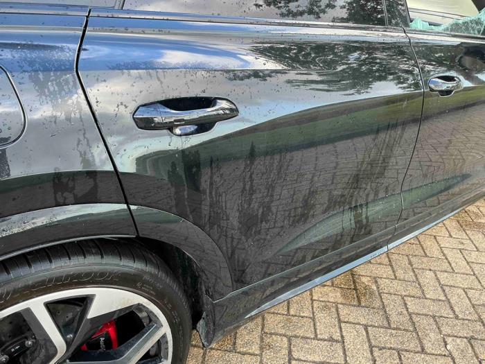 Audi RS Q8 4.0 V8 32V RS TFSI Mild Hybrid Quattro Skrotfordon (2022, ZWART METALLIC ZWART)