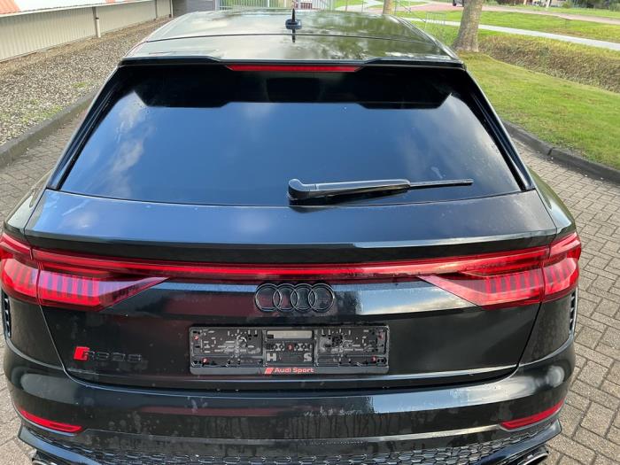 Audi RS Q8 4.0 V8 32V RS TFSI Mild Hybrid Quattro Skrotfordon (2022, ZWART METALLIC ZWART)