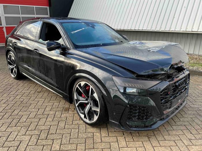 Audi RS Q8 4.0 V8 32V RS TFSI Mild Hybrid Quattro Skrotfordon (2022, ZWART METALLIC ZWART)