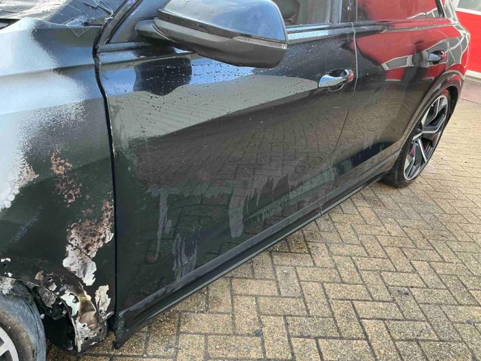 Audi RS Q8 4.0 V8 32V RS TFSI Mild Hybrid Quattro Skrotfordon (2022, ZWART METALLIC ZWART)