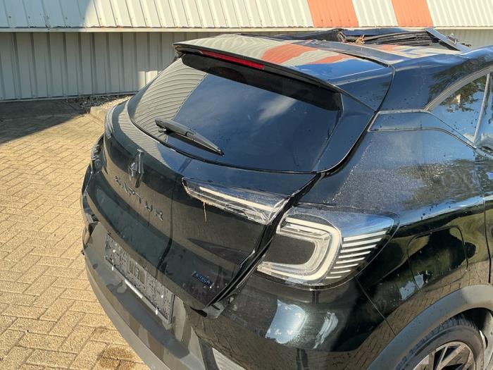 Renault Captur II 1.6 E-Tech 145 Sloopvoertuig (2025, Metallic, Zwart)