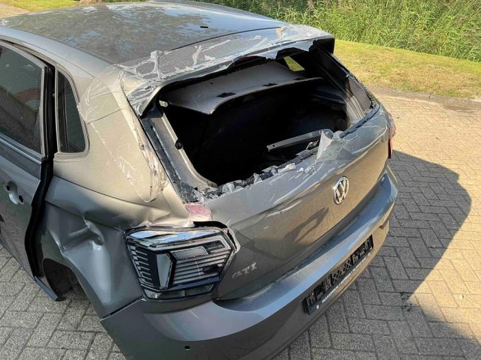 Volkswagen Polo VI 2.0 GTI Turbo 16V Sloopvoertuig (2020, Metallic, Zilvergrijs)