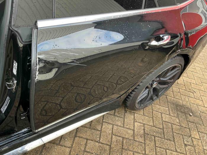 Mercedes AMG GT 4-door coupe 4.0 63 S V8 Turbo 4-Matic+ Skrotfordon (2020, ZWART)