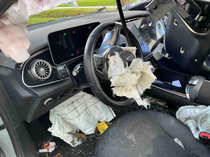 Mercedes EQE 300 89/90 kWh Sloopvoertuig (2023, Grijs)