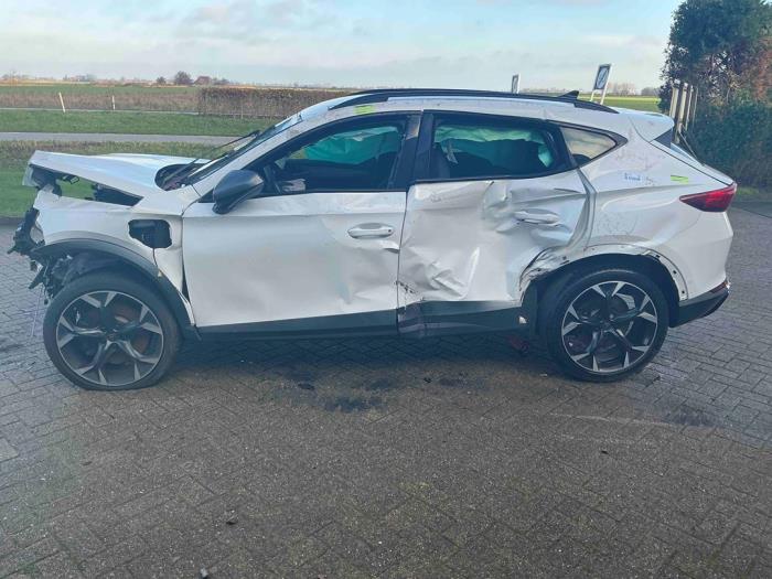 Cupra Formentor 1.4 e-Hybrid VZ 16V Skrotfordon (2021, WIT)