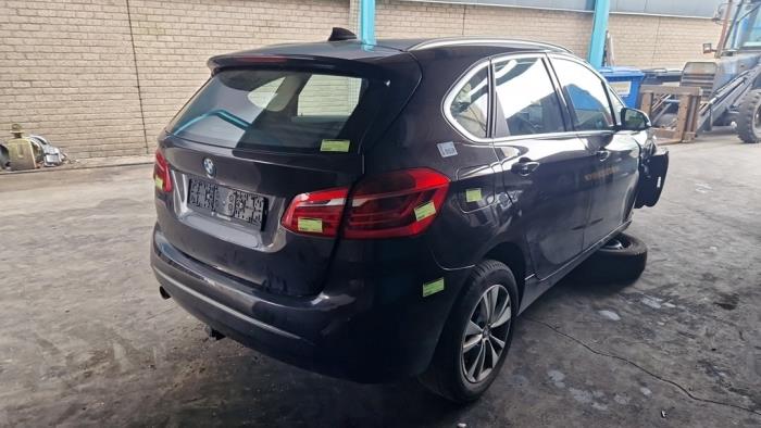 BMW 2 serie Active Tourer 218i 1.5 TwinPower Turbo 12V Skrotfordon (2015, BRUIN)