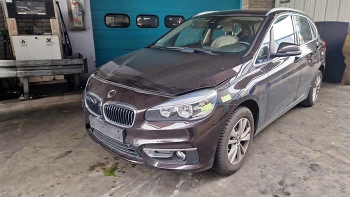 BMW 2 serie Active Tourer 218i 1.5 TwinPower Turbo 12V Skrotfordon (2015, BRUIN)