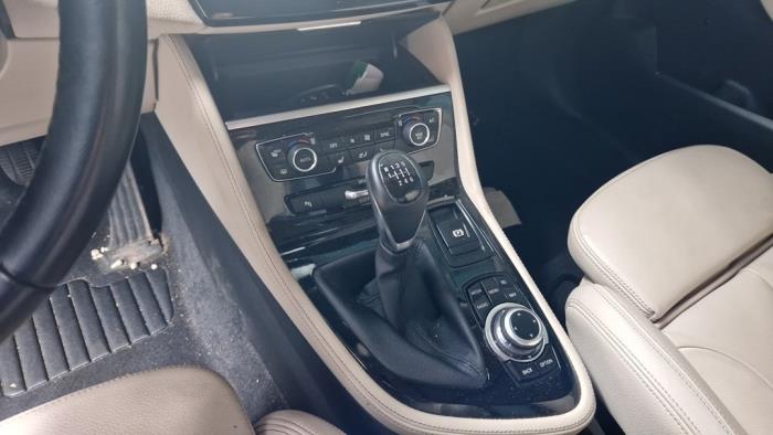 BMW 2 serie Active Tourer 218i 1.5 TwinPower Turbo 12V Skrotfordon (2015, BRUIN)