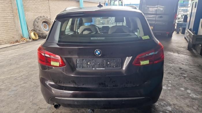 BMW 2 serie Active Tourer 218i 1.5 TwinPower Turbo 12V Skrotfordon (2015, BRUIN)