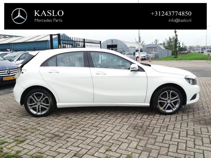Mercedes A 1.5 A-180 CDI, A-180d 16V Skrotfordon (2014, WIT)