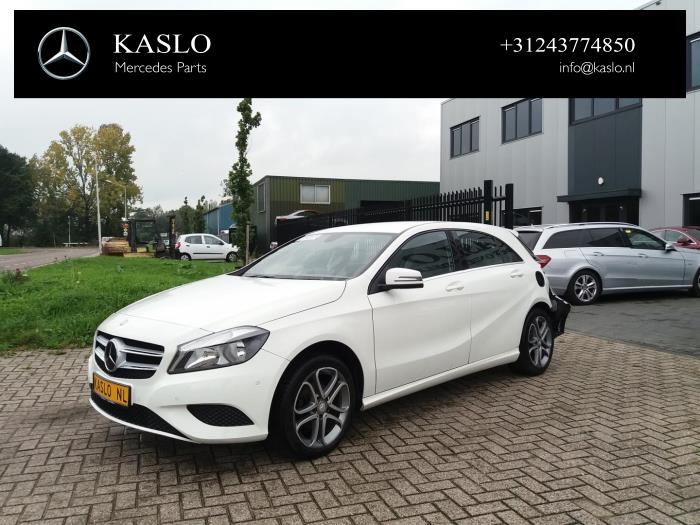 Mercedes A 1.5 A-180 CDI, A-180d 16V Skrotfordon (2014, WIT)