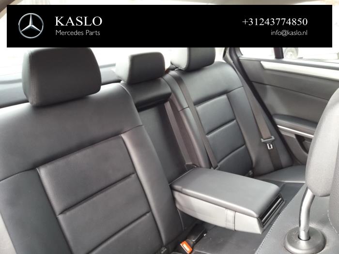 Mercedes E E-220 CDI 16V BlueEfficiency Skrotfordon (2010, METALLIC GRIJS)