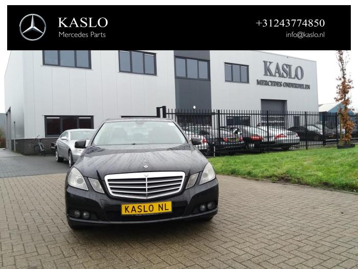 Mercedes E E-220 CDI 16V BlueEfficiency,BlueTEC Sloopvoertuig (2010, Metallic, Zwart)