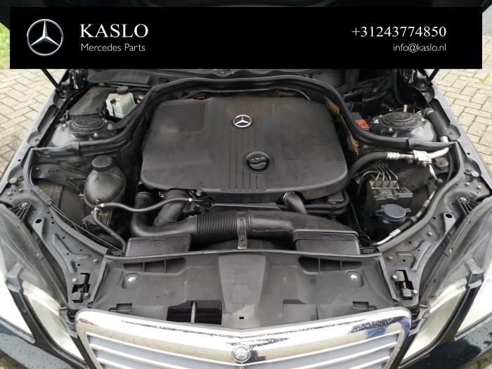 Mercedes E E-220 CDI 16V BlueEfficiency,BlueTEC Sloopvoertuig (2010, Metallic, Zwart)