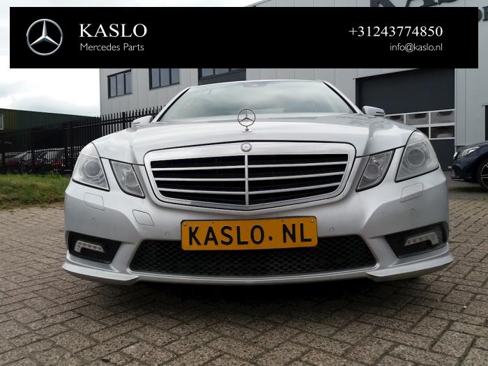 Mercedes E E-250 CDI 16V BlueEfficiency Skrotfordon (2010, METALLIC ZILVER)