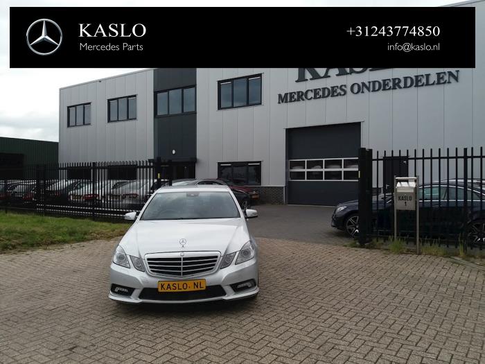 Mercedes E E-250 CDI 16V BlueEfficiency Skrotfordon (2010, METALLIC ZILVER)