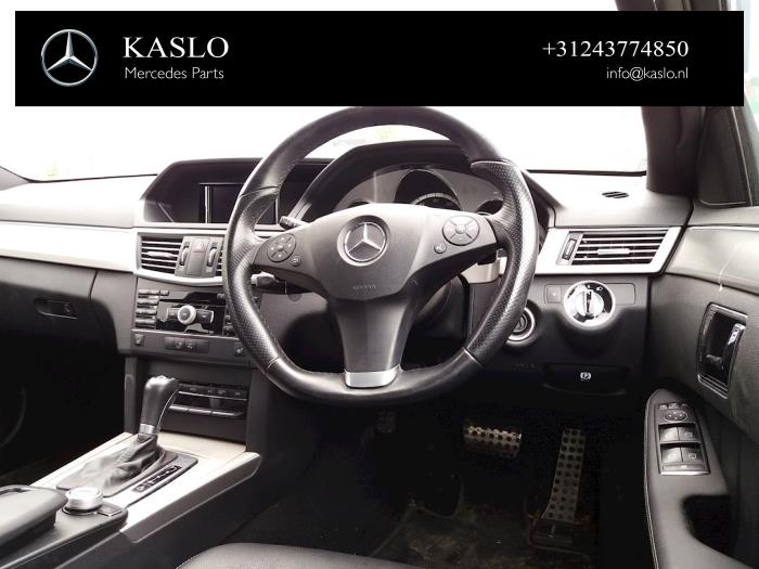 Mercedes E E-250 CDI 16V BlueEfficiency Skrotfordon (2010, METALLIC ZILVER)