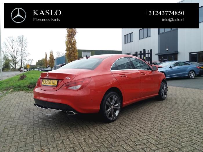 Mercedes CLA 2.2 CLA-220 CDI, 220 d 16V Skrotfordon (2014, METALLIC ROOD)