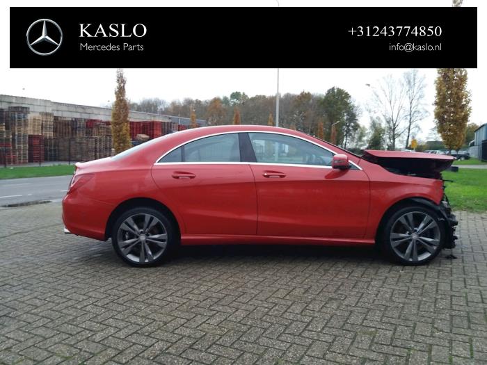 Mercedes CLA 2.2 CLA-220 CDI, 220 d 16V Skrotfordon (2014, METALLIC ROOD)