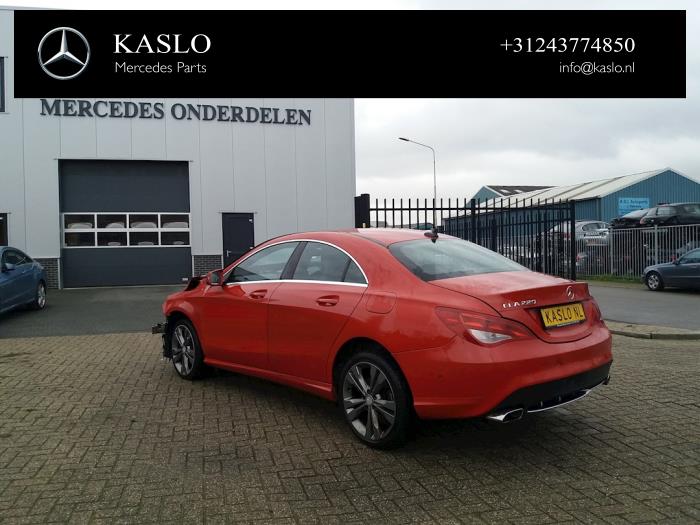Mercedes CLA 2.2 CLA-220 CDI, 220 d 16V Skrotfordon (2014, METALLIC ROOD)